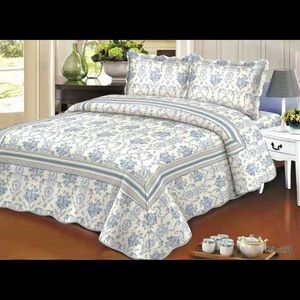 Quilted Queen Comforts Bedspread 3 pcs Set